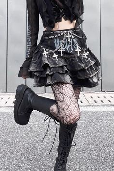 Fabric: Polyester Color: Black Waist: High Waisted Feature: Print Style: Gothic Clothing Type: Skirt Include: Skirt*1 + Chain*1 (Any of the accessory is not included.) Size (IN) Waist Length S 24.41 13.78 M 26.38 14.17 L 28.35 14.57 Size (CM) Waist Length S 62 35 M 67 36 L 72 37 Skirt Chain, Goth Skirt, Estilo Harajuku, Gothic Skirt, Cake Skirt, Tiered Mini Skirt, Music Festival Outfits, Gothic Rock, New Rock