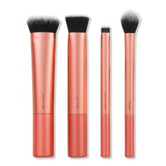 Face Base Multiuse Makeup Brush Set - FLAWLESS BASE 2 0IncludesRT 256 Ultra Buff brush (1 ct)RT 402 Setting brush (1 ct)RT 257 Small Conceal brush (1 ct)RT 258 Flat Contour brush (1 ct)BenefitsHelps you create a seamless base that will lastContains 4 multi-use brushes to stipple, buff, and blend with easeDesigned for cream formulations but can also be used with liquids and powdersFor all makeup lovers - whether you're a beginner or a professionalFeaturesMade with extended aluminum ferrules that Face Base Makeup, Makeup Contouring, Essential Makeup Brushes, Real Techniques Brushes, Foundation Contouring, Makeup Blending, Face Base, Base Makeup, Makeup Brush Kit