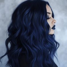 20 Awesome Dark Blue Hairstyles to Revitalize Your Look - My Blog Blue Bayalage Hair Dark, Midnight Blue Black Hair Color, Dark Blue Peekaboo Hair, Dark Blue Hairstyles, Jet Blue Black Hair, Dark Blue Balayage, Blue Violet Hair, Dark Blue Hair Color Ideas