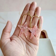 Stunning Pure Favor Earrings 😍 Toggle Clasp Bracelet, Rosie The Riveter, Pop Up Event, Symbolic Jewelry, Gold Alloys, Elephant Charm, Fall Gifts, Star Design, Pink Stars