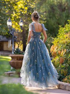 Sweetheart Neck Floor Length Tulle Embroidery Floral Prom Dress Modest Floral Prom Dresses, Wildflower Prom Dress, Blue Occasion Dress, Light Blue Floral Prom Dress, Prom Dresses 2025 Ideas, Prom Dresses Modest Elegant, Prom Dress Back Design, Modest Fancy Dresses, Prom Dresses Colorful