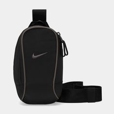 The Nike Sportswear Essentials Crossbody Bag features 2 zippered pockets to let you keep the small stuff organized and easy to grab. The accessory pocket zipper pull offers quick access to smaller items, while an adjustable strap and buckle provide an easy on and off fit. Nike Mesh Backpack, Nike Noir, Black Sportswear, Mesh Backpack, Mens Crossbody Bag, Tennis Bag, Nike Bags, Adidas Adilette, Small Stuff