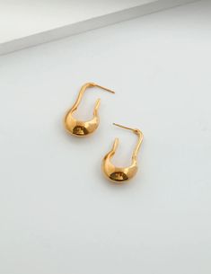 S925 Silver Hook Earrings In 18K Gold Vermeil Cool Fashion, Earring Sale, Drop Earring, Silver Earring, Tear Drop, Stone Earrings, Sterling Earrings, Teardrop Earrings, Luxury Jewelry