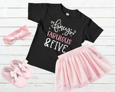 Five And Fabulous, Cricut Clothing, 5th Birthday Shirt, Pregnancy Announcement Big Sister, Sixth Birthday, Sassy Shirts, Cricut Air