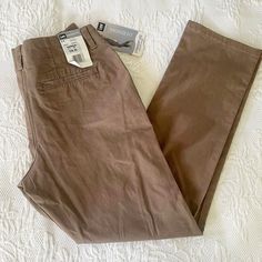 Nwt Lee Jeans Midrise Fix Brown Khakis Trousers Pants Size 6 Short Straight Leg Hip To Hip Lying Flat: 16.5” Inseam: 29” Length: 38” **Smoke Free** Cranberry Pants, Womens Straight Leg Pants, Straight Leg Khakis, Khaki Trousers, Womens Khakis, Cropped Pants Women, Trousers Pants, Cargo Pants Women, Lee Jeans