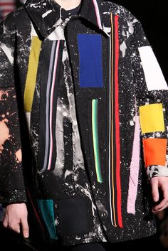 Raf Simons Automne 2014 Hommes - Détails - Galerie - Style.com Artistic Collage, Sterling Ruby, Menswear Details, 2015 Couture, Casual Menswear, Block Colour, Sapphire Solitaire, Armani Prive, Design Textile