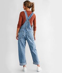 Free People Ziggy Denim Cuffed Overalls - Blue Large, Women's Powderblue 100% Cotton (Non-Stretch) - Rigid denim holds its shape and fades beautifully over time these overalls will be your go to for years to come. Finding the perfect size in these fits is all about your preference. For a bigger looser look you may want to size up or for a more fitted look order true to size. Relaxed fit overalls Faux fly Rise measures 11 1/2 Inseam measures 24 cuffed 29 uncuffed 15 bottom opening Adjustable stra Overalls Blue, Overalls For Women, Overalls Women, Powder Blue, Rompers Women, Overalls, Free People, Relaxed Fit, Buckle