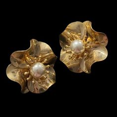 Gorgeous Gold Vintage Flower Stud Earrings with Pearls 💃 Bold, chic, and unique, perfect to wear on any occasion, you'll be the spotlight ✨ Hard to find vintage retro earrings clips. Only One Pair! Have great collection value 💎 Add to your vintage earrings collection today! In great condition with no defects 💃  🚗 Same or next-day shipping 🚭 Smoke-free home Gold Earrings Vintage, Vintage Gold Flower-shaped Earrings, Vintage Gold Flower Shaped Earrings, Flower Shaped Clip-on Earrings For Evening, Vintage Flower-shaped Earrings For Anniversary, Vintage Flower Shaped Earrings, Vintage Flower Clip-on Earrings For Wedding, Vintage Flower-shaped Clip-on Earrings, Vintage Flower Shaped Clip-on Earrings