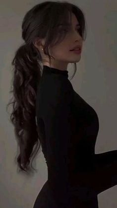 Face Framing Curtain Bangs In Ponytail, Long Hair Curtain Bangs No Layers, Front Flicks Haircut For Long Hair, Round Face Haircuts Long Bangs, Face Framing Ponytail, Long Wispy Bangs Round Face, Wispy Ponytail, Long Hair Haircut Ideas For Round Face, Hair Cuts Ideas For Round Face