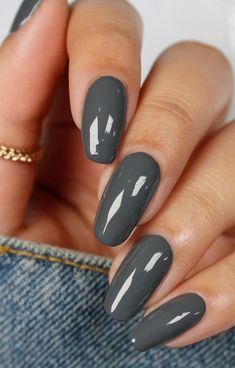 Kelli Marissa, Winter Nail Colors, Grey Nail, Minimalist Nail, Gel Nail Polish Colors, Best Gel Nail Polish, February Nails, Heart Nail, Nail Colors Winter