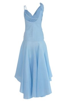 Modern shapes with romantic femininity is on full display in the baby blue Marea dress. Crafted from a lustrous light-weight linen, this breezy, mid-length dress falls into a high-low asymmetrical hemline creating a sense of movement and glamour. Wear it with a pair of simple backless low-heel for a bold yet sophisticated look or strappy flats for a day look. Dress Baby Blue, Strappy Flats, Modern Shapes, Mid Length Dresses, Fall Dresses, Low Heels, Baby Dress, Mid Length, Baby Blue