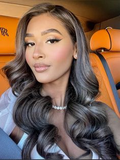 Side Part With Curls At The End, Hair Styles For Elegant Dress, Curls For Black Hair, Side Part Hair Curled, Prom Hair Extensions, Formal Hairstyles Side Part, Wedding Maid Of Honor Hairstyles, Hair Down Formal Hairstyles, Side Part With Waves