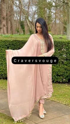 This is two piece custom made outfit designer party wear dress . Dress is made from raw silk fabric with lining . Skirt is embellished with gold border. Can be customize in all the sizes. Plazzo Suit, Dabka Work, Rose Costume, Women Ethnic Wear, Suit Indian, Plazzo Suits, Outfit Designer, Raw Silk Fabric, Pink Chiffon