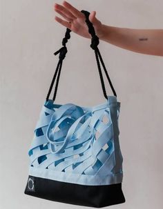 Webbing tote bag with reinforced cotton base. Crochet rope shoulder strap and webbing handles.¬† Fabric Bag Design, Unique Bags Design, Recycle Tote Bag, Plastic Lace, Denim Backpack, Basket Tote, Recycle Bag, Crochet Rope, Rope Design