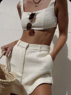 Chic Short Crop Top For Beach, Chic Crop Top For The Beach, Cropped White Bottoms For Vacation, White Cropped Bottoms For Vacation, Chic High-waist Vacation Tops, White High Waist Crop Top For Day Out, White Cropped Summer Bottoms, Chic Short-length Crop Top For Vacation, Chic Short Length Crop Top For Vacation