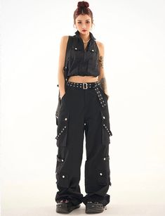 Age: 18-24 years oldSize: XS S M L XLStyle: StreetStreet: Sports and leisureWomen's trouser waist height: natural waistColor classification: BlackSKU: K4869E31Year Season: Spring 2023Thickness: RegularTrouser length: Long pantsWomen's pants: Straight-leg pantsMaterial composition: cotton Straight Leg Cargo Pants, 24 Years Old, Pants Straight, Long Pants, Black Belt, Straight Leg Pants, Image Design, Trousers Women, Season Summer