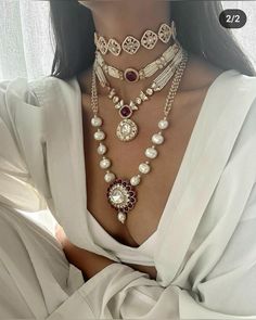 Pakistani Hair Jewelry, Indian Jewelry Aesthetic, Statement Jewelry Outfit, Red Necklace Set, Spring Jewelry Trends, Dark Jewelry, Indian Jewelry Sets, Dope Jewelry, Spring Jewelry