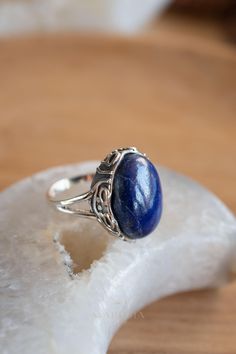 》D E T A I L S《 ✦ M E T A L : Sterling Silver 925  ✦ S T O N E :Lapis Lazuli 》✦  S A V E  *  B U Y  *  M O R E  ✦《 Use the code "MARESIA2" and get 10% OFF when you buy 2 items. Use the code "MARESIA3" and get 15% OFF when you buy 3 or more items. 》 P A C K A G I N G 《 Your jewelry will be nicely packaged. If one or more items are gifts, please leave us a note at checkout and we'll pack them separately. We would be happy to send your personal note with it. 》 O U R  *  Q U A L I TY 《 Our jewelry is made with love ღ and high quality metals that are meant to stand the test of time. Sterling Silver jewelry is water safe. Once jewelry has been in contact with water, please clean it and make sure to D R Y it well afterward and store it in a dry place (avoid humidity) . Keep in mind that chemical Lapis Lazuli Ring, Hippie Bohemian, Ring Sterling Silver, Sterling Ring, Solitaire Ring, Lapis Lazuli, Silver 925, Sterling Silver Jewelry, Hippie Boho