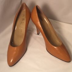 Battaglia Designer Heels Closed Toe Pump Saffron (Dark Yellow Mustard) Kid Leather Size 6.5 Heel 3.65” Never Been Worn And Comes In Original Box Pointed Toe Court Shoes With 4-inch Heel For Galas, Almond Toe Court Shoes With 4-inch Heel For Galas, Pointed Toe Heels For Galas, Brown Court Shoes With 4-inch Heel For Evening, Almond Toe Court Shoes For Galas, Fitted Brown Court Shoes With Almond Toe, Classic Pointed Toe Heels For Galas, Brown High Heel Court Shoes For Formal Occasions, Brown Court Shoes With 4-inch Heel For Formal Occasions