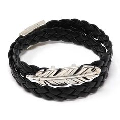 Take your style to the next level with this Feather & Braided Leather Bracelet. The dazzling 99.9% sterling silver-plated zinc feather and 10mm wide braid exude subtle sophistication and elegance. Enjoy maximum convenience with the magnetic clasp for easy on and off. One size fits all - make a bold statement and show off your unique style today! Feather Braid, Brown Leather Bracelet, Black Leather Bracelet, Braided Leather Bracelet, Magnetic Clasp, Braided Leather, Next Level, One Size Fits All, Leather Bracelet