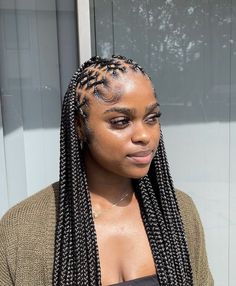 want more pins like this ? follow @ther3alher . creds to all original pinners . Cross Knotless Braids, Criss Cross Knotless Braids, Knotless Hairstyles, Curled Hair With Braid, Rubber Band Hairstyles, Tan Skin Blonde Hair, Styles Braids, Types Of Braids, Braids Hairstyles Pictures