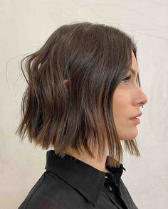 26 Hottest Ways to Have Short Brown Hair in 2021 Brown Bob Haircut, Brown Bob Hair, Honey Brown Hair, Brown Hair Looks, 2023 Hair, Hair Tint, Long Bob Haircuts