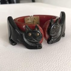 Cat Bracelet, Bakelite Jewelry, Vintage Bakelite, Funky Jewelry, Cat Jewelry, Black Jewelry, Vintage Cat, Dream Jewelry, Black Cats