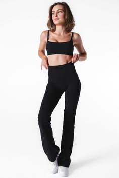 Our Cloud II Foldover Trouser is designed for the ultimate comfort whether you are enjoying your workout of the day or stopping by your favorite coffee shop. This pant offers medium support and compression to accentuate your assets. Functional Elastane Pants For Gym, Functional Elastane Gym Pants, Functional Elastane Workout Pants, Micro-elastic Workout Pants, Workout Yoga Pants With Seamless 4-way Stretch, Workout Yoga Pants With 4-way Stretch And Seamless Construction, Full-length Light Support Activewear For Workout, Full Length Activewear With Light Support For Workout, Functional Elastane Pants For Pilates