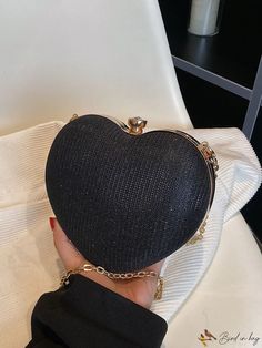 BirdinBag - Hot Sale Heart-Shaped Luxury Clutch Purse: Elegant Chain Evening Bag for Women Black Heart-shaped Bag For Gift, Heart-shaped Black Shoulder Bag For Party, Trendy Heart-shaped Party Bag, Elegant Black Heart-shaped Bag, Elegant Heart-shaped Black Bag, Evening Bag With Chain Strap For Valentine's Day, Heart-shaped Evening Bag With Chain Strap, Black Bag For Valentine's Day Party, Heart-shaped Evening Bags With Chain Strap