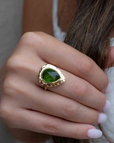 D E T A I L S — METAL: Gold Plated 18k: Gold plated jewelry has a layer of gold covering a base metal. — Stone: Peridot hydro — •✧•✧•✧•✧•✧•✧•✧•✧•✧•✧•✧•✧•✧•✧•✧•✧— »» $ BU Y • M O R E • S A V E • M O R E $ «« ✦ Special 10% OFF when you order 2 items!!Apply Coupon Code: SAVEMORE2 ✦Special 15% OFF when you order 3 or more items!!Apply Coupon Code: SAVEMORE3 — •✧•✧•✧•✧•✧•✧•✧•✧•✧•✧•✧•✧•✧•✧•✧•✧— T H E • Q U A L I T Y We use top quality materials. Our metals are water safe (ideally, avoid water will pro Green Stone Gold Ring, Stone Gold Ring, Ring Green Stone, August Birthstone, Large Ring, Rose Gold Bracelet, Stone Gold, Plated Ring, Gold Plated Rings