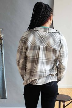 Grey Plaid Woven Flannel Shirt Everyday Plaid Flannel Tops, Plaid Long Sleeve Tops For Casual Gatherings, Flannel Button-up Tops For Casual Gatherings, Flannel Collared Shirt For Fall, Everyday Plaid Long Sleeve Shirt, Plaid Long Sleeve Tops For Everyday, Everyday Long Sleeve Plaid Shirt, Everyday Plaid Flannel Shirt, Relaxed Fit Flannel Shirt For Casual Gatherings