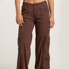 Nwot! Never Worn. Super Lightweight/Baggy Fit. Perfect Paired With A Bodysuit And Sneakers! Urban Outfitters Y2k, Y2k Cargo Pants, Cargo Pants Color, Baggy Fits, Pants Color, Cargo Pants, Perfect Pair, Pant Jumpsuit, Urban Outfitters