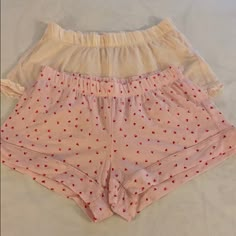 2 Pink Victoria’s Secrets Woman Pajamas New With Tags Cute Pajama Shorts, Pjs Aesthetic, Cute Pajamas For Women, Fame Clothes, Woman Pajamas, Pink Pjs, Sleep Clothes, Cute Pjs, Victoria Secret Pajamas