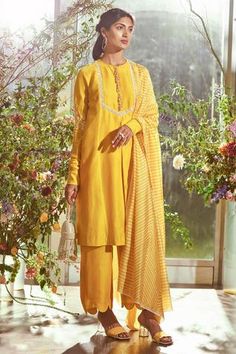 Shop for Ridhi Mehra Yellow Chanderi Kurta Set for Women Online at Aza Fashions Yellow Suit For Haldi Function, Suit For Haldi, Haldi Dress For Groom, Gharara Designs, Haldi Dress, Haldi Function, Ridhi Mehra, Haldi Outfits, Cadmium Yellow