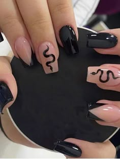 Free Returns ✓ Free Shipping✓. Instantly Upgrade Your Look With 24pcs Short Square Black French Glossy Snake Pattern Fake Nail & 1pc Nail File & 1sheet Tape Press On Nails Nail Supplies- Press On False Nails at SHEIN. Snake Women, Fake Nails With Glue, Her Nails, Nails Tips, Girls Nails