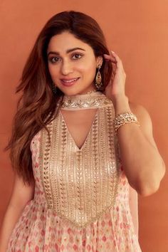 Shop for Gopi Vaid Pink Georgette Printed Peplum Kurta Gharara Set for Women Online at Aza Fashions Karan Kundra, Gopi Vaid, Embroidery Geometric, Shamita Shetty, Shilpa Shetty, Embroidered Bodice, Festive Wear, Peplum Styles, Actress Pics