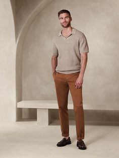 Athletic Rapid Movement Chino | Banana Republic Business Casual Style Men, Mens Fall Business Fashion, Men’s Corporate Casual, Business Casual Man Outfits, Pe Teacher Outfits Men, Mens Construction Work Fashion, Men’s Fashion For Italy, 20 Year Old Mens Fashion, Khaki Pants Outfit Men Formal