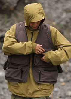 Gorpcore Detachable Waterproof Vest - Gorpcore Clothing - X Techwear Vest, Japanese Techwear, Outdoor Vest, Utility Vest, Outdoor Comfort, Camping Outfits, Functional Storage, Modular Design