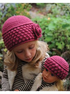 Rosedale Vintage Hat With A Flower Crochet Pattern Baby Hats Pattern, Annie's Crochet, Crochet Summer Hats, Crochet Beanies, Crocheted Hats, Hat Crochet Pattern, Crochet Terms, Crochet Beanie Hat, Crochet Gratis