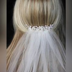 Nwt Floral Pearl Wedding Hair Comb # Bridal Wedding Pearl Flower Bridal Rhinestone Headpiece, Pearl Wedding Hair, Chapel Length Veil, Comb Veil, Bella Bridal, Floral Tiara, Hair Comb Bridal, Wedding Bridal Veils, Wedding Hair Comb