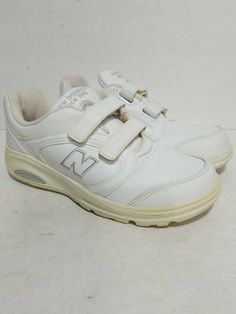 NEW BALANCE 812VW WALKING WHITE LEATHER LADIES 9.5D SHOES. Condition is "Pre-owned". Shipped with USPS Priority Mail. White Sneaker, Priority Mail, White Leather, New Balance, Walking, Sneakers, Leather, White