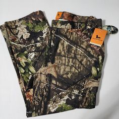 New With Tags Field And Stream Ripstop Mossy Oak Camo Pants Size 3xl. B20 Mossy Oak Pants Outfit, Field And Stream, Hunting Camo, Mossy Oak Camo, Wardrobe Goals, Random People, Camo Pants, Carpenter Pants, Mossy Oak