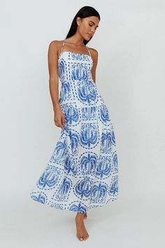 Shop the Natasia Halterneck Maxi Dress Palm Print Blue | Selfie Leslie Blue Palm Tree, Champagne Brunch, Yellow Bridesmaids, Palm Tree Print, Blue Bridesmaids, Iron Material, Date Night Dresses, Mini Dress Casual, Palm Print