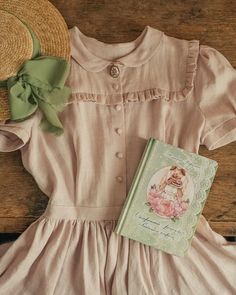 Cottage Fashion, Fashion Cottagecore, Cottagecore Outfits, Outfits Modest, Cottagecore Fashion, Little Women, Surround Yourself, The Favourite, Aesthetic Vintage