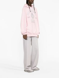 Balenciaga logo-print Cotton Hoodie - Farfetch Pink Cotton Hoodie With Logo Detail, Pink Hoodie With Logo For Winter, Pink Winter Hoodie With Logo Detail, Casual Pink Hoodie With Logo Detail, Pink Winter Hoodie With Logo, Oversized Hoodie Sweatshirt With Logo Detail, Sporty Logo Hoodie With Relaxed Fit, Sporty Relaxed Fit Hoodie With Logo, Relaxed Fit Pink Hoodie With Ribbed Cuffs