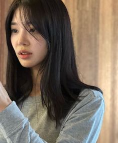 Lim Semi, Lee Joo Young, Girl Actors, Kpop Fashion Outfits, Chinese Actress, Kpop Fashion, Model Poses