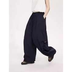 Vintage Pleated Baggy Cargo Pants: Harajuku Street Style   1Measurement In CMsizeWaist(cm)Hips (cm)Pant Length(cm)Opening CIR(cm)M641249831L6812810033XL72132102352XL76136104373XL8014010639 Japanese Street Style, Street Style Vintage, Cargo Pants Baggy, Women's Cargo Pants, Harajuku Street Style, Brown Joggers, Harajuku Street, Harajuku Women, Pants Baggy