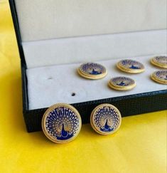 Each button is handcrafted and enamelled by the finest craftsmen in Jaipur (Rajasthan India) Handcrafted Indian Sherwani Button,Jodhpuri Maharaja Look Kundan Meena Jewellery,Gold plated Button Size:  Big : 22mm Diameter            Small : 18mm Material : Brass With !4k Gold plating                   Silver 925 With Certification The price reflected is for 7 big and 6 small buttons. All our pieces are plated with gold and secured with a high quality coating to increase the life of the plating we Sherwani Jacket, Meena Jewellery, Indian Sherwani, Red Cape, Jewellery Gold, Mens Wear, Rajasthan India, Sweater Crochet Pattern, Jaipur Rajasthan