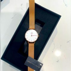 Brand New - A Timeless Classic. Petite Melrose Features An Eggshell White Dial And An Undeniably Elegant Rose Gold Mesh Strap. This Watch Elevates Your Everyday Outfit, Your Mood And Your Spirit. Daniel Wellington Watch Women Gold, Daniel Wellington Petite, Eggshell White, Everyday Outfit, White Dial, Timeless Classic, Daniel Wellington, Wellington, Everyday Outfits