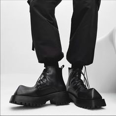 ■ Size 22.5 , 23.0 , 23.5 , 24.0 ,24.5 ,25.0 ,25.5 ,26.0 ,26.5 , 27.0 , 27.5 [cm] Heel height: 4.0 [cm] Streetwear Ankle-high Boots With Reinforced Heel, Ankle-high Boots With Reinforced Heel For Streetwear, Winter Streetwear Platform Boots With Pointed Toe, Pointed Toe Boots With Lug Sole For Streetwear, Pointed Toe Platform Boots With Reinforced Heel For Streetwear, Leather Pointed Toe Platform Boots For Streetwear, Streetwear Martin Boots With Reinforced Heel And Round Toe, Streetwear Ankle Boots With Rubber Sole, Streetwear Moto Boots With Rubber Sole